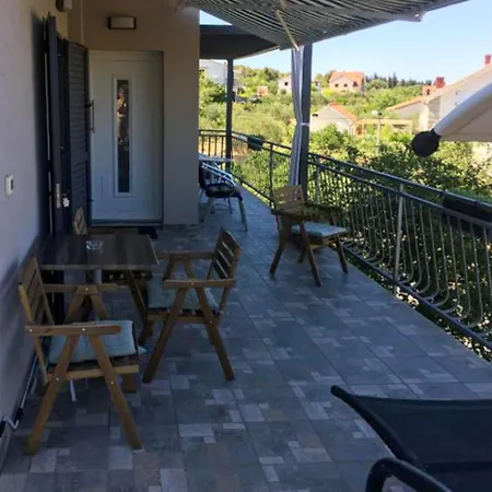 Damir Sea View Apartamento *